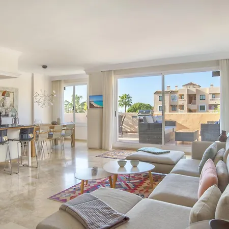 Casa Valdor, Elviria, Marbella, Costa Del Sol *